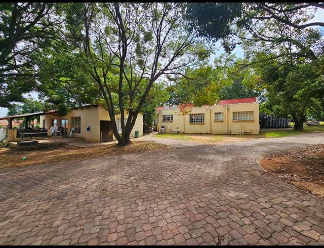 FARM FOR SALE IN HARVESTON